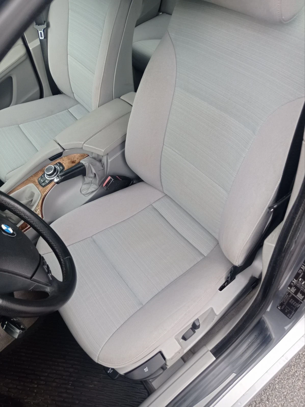 BMW 523 2.5 - изображение 10