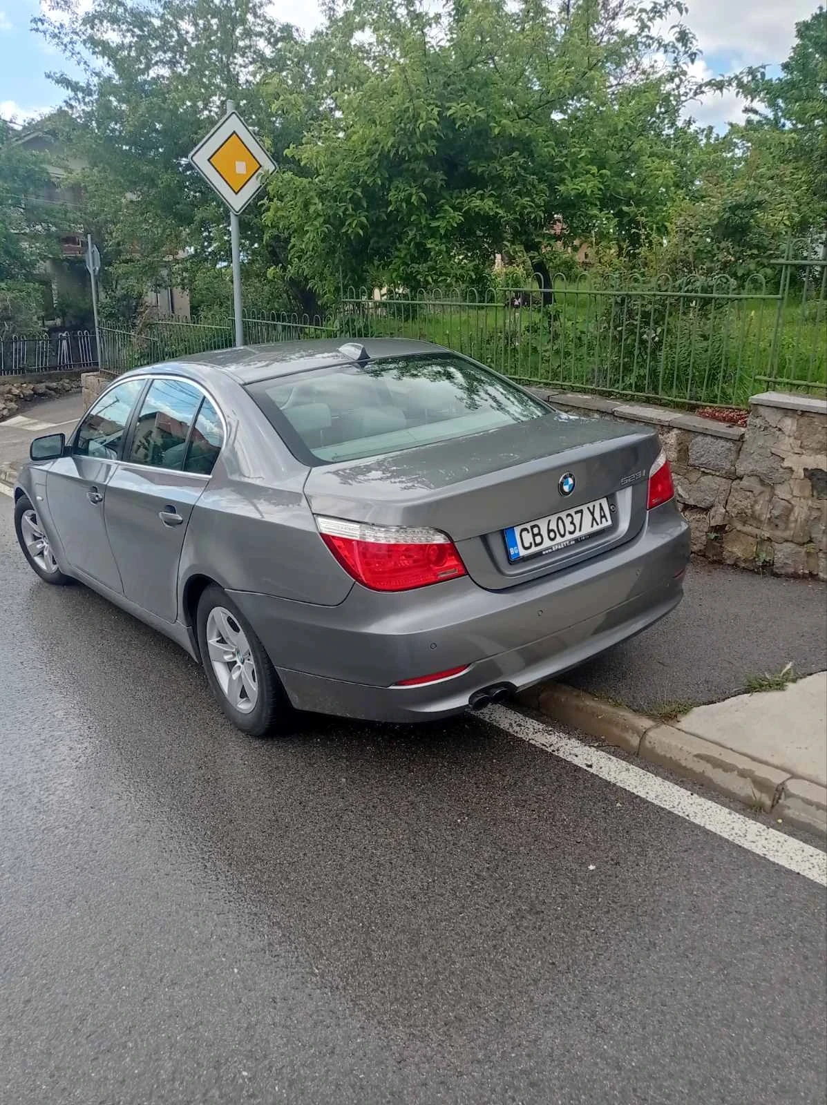 BMW 523 2.5 - изображение 9
