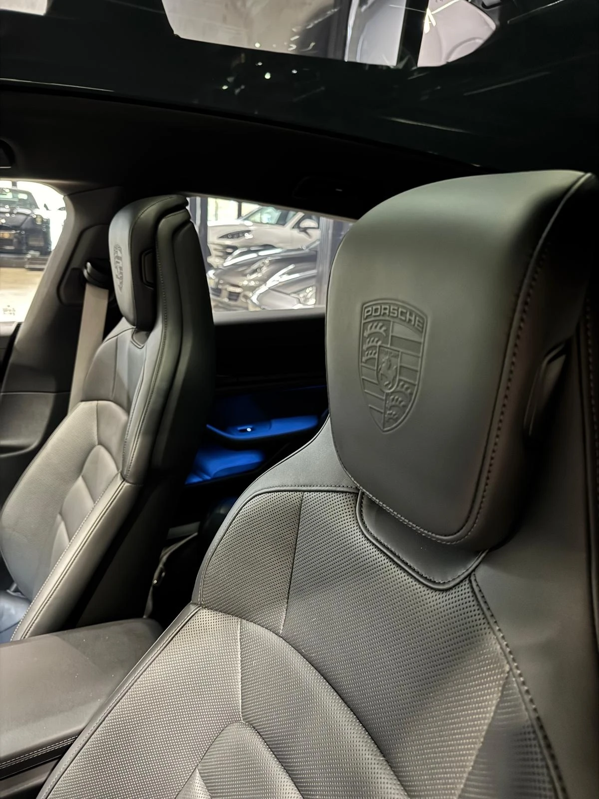 Porsche Taycan CrossTurismo 4s SportChrono - изображение 9