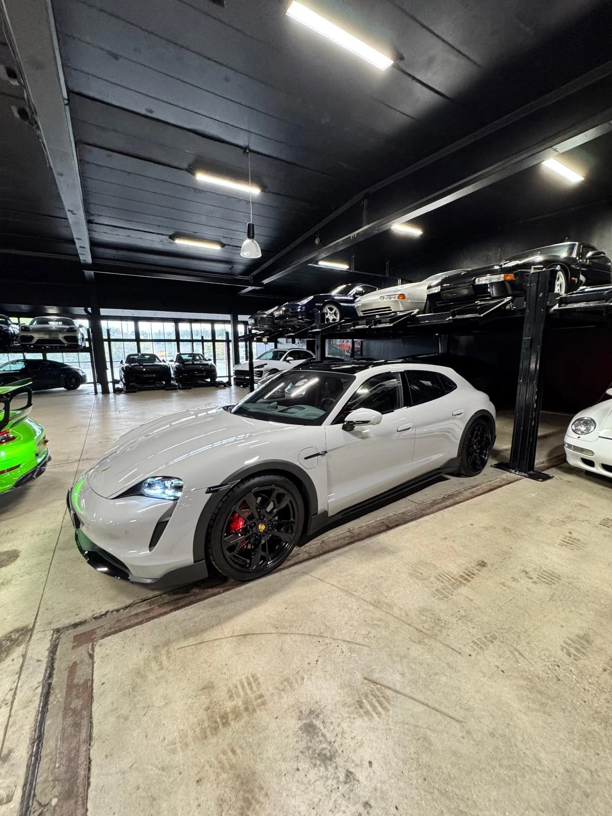 Porsche Taycan CrossTurismo 4s SportChrono - изображение 2