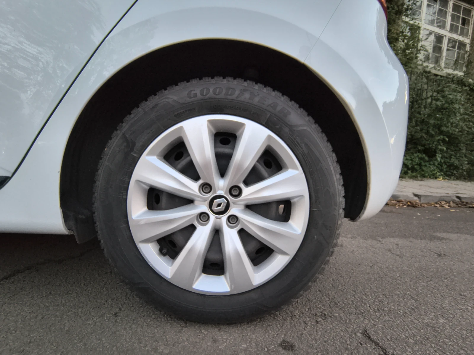 Renault Clio 1.0 T В Гаранция - изображение 6