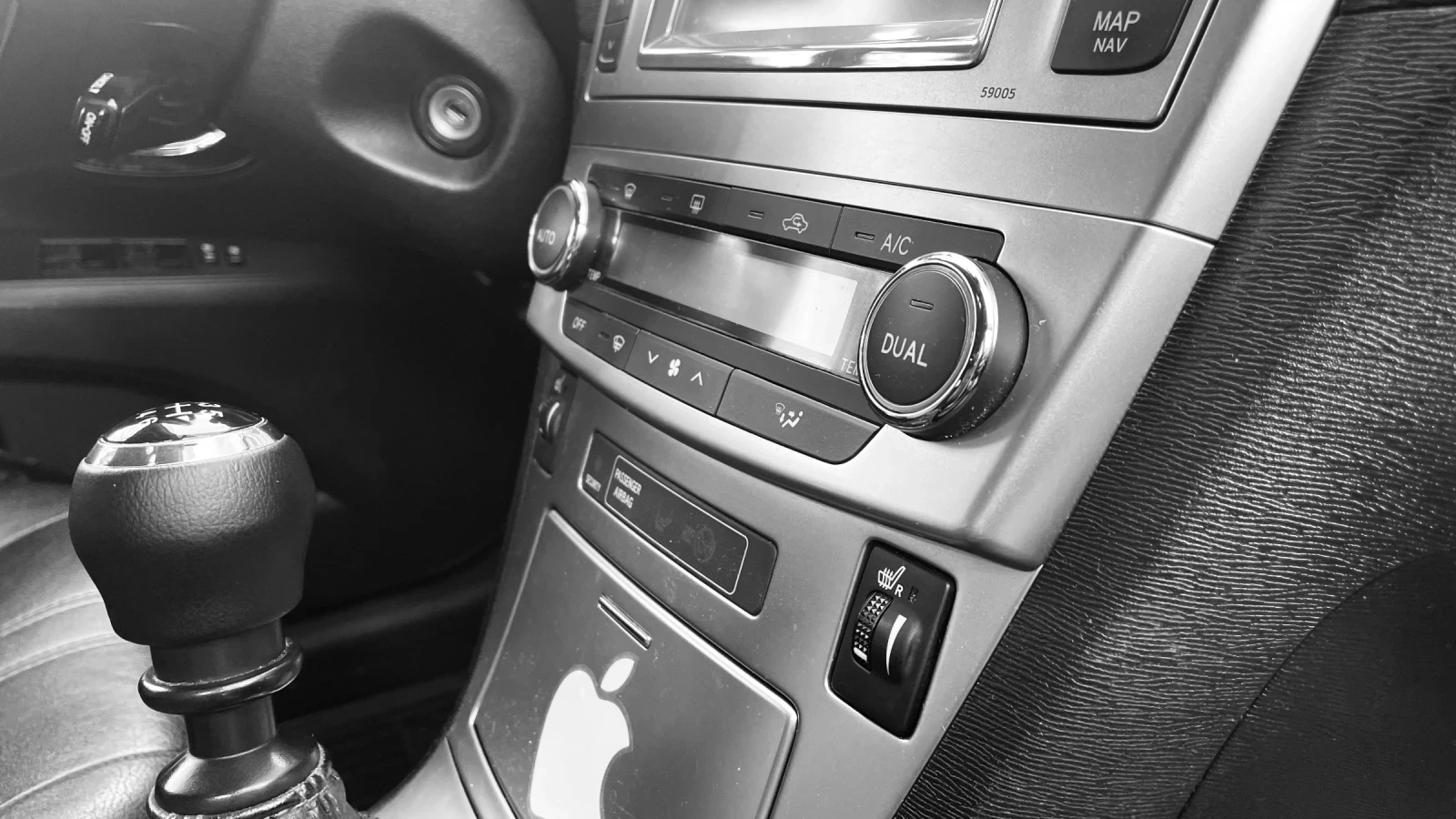 Toyota Avensis | Mobile.bg � ����������� 13