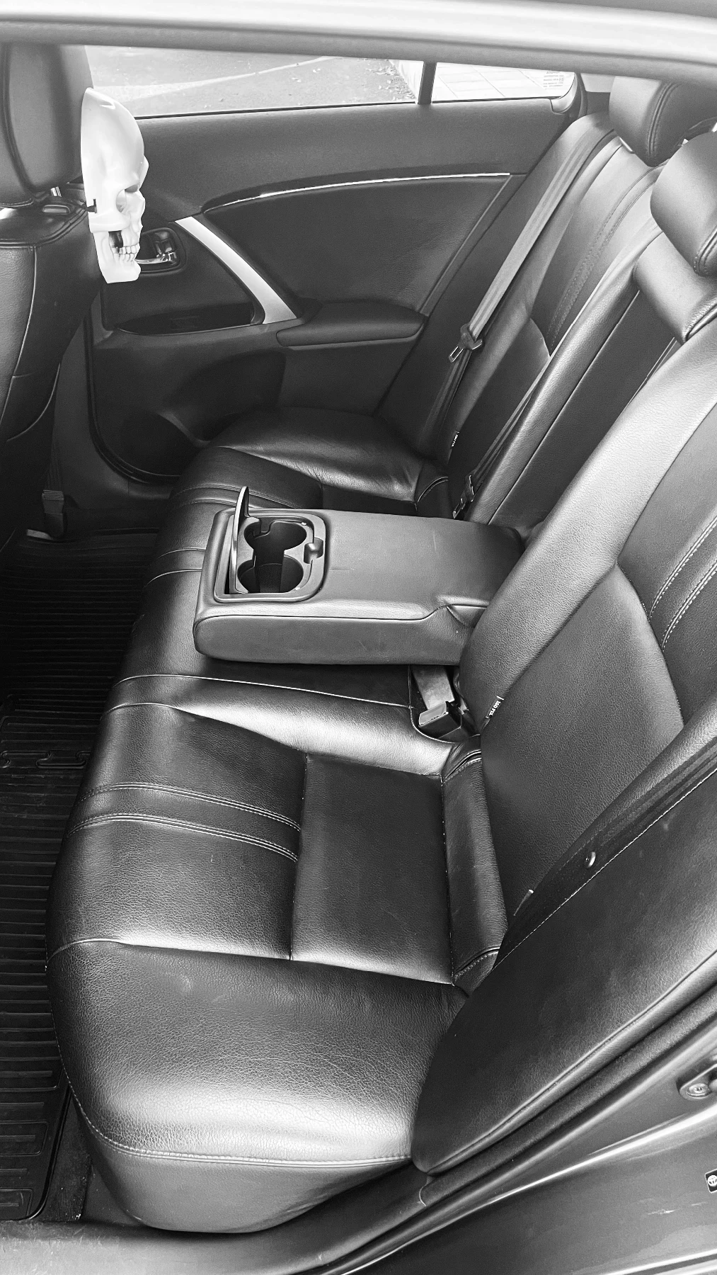 Toyota Avensis | Mobile.bg � ����������� 11