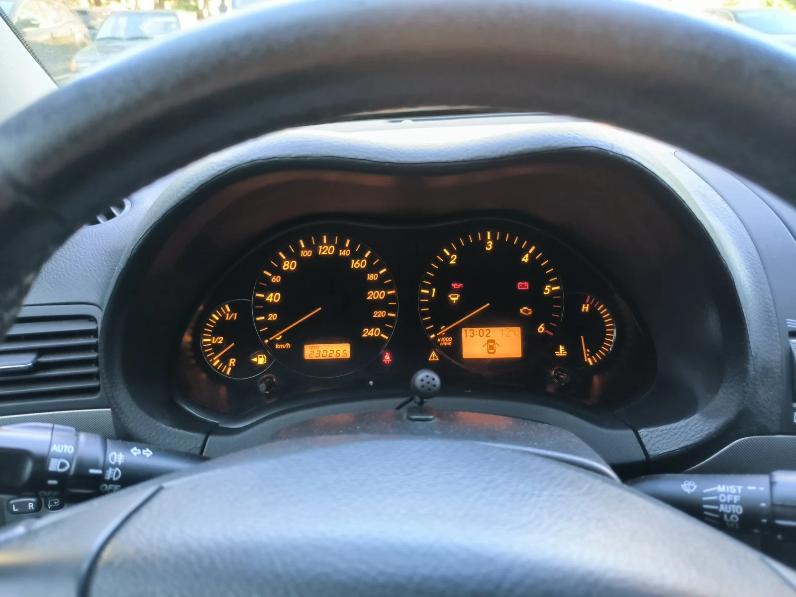 Toyota Avensis  - изображение 4