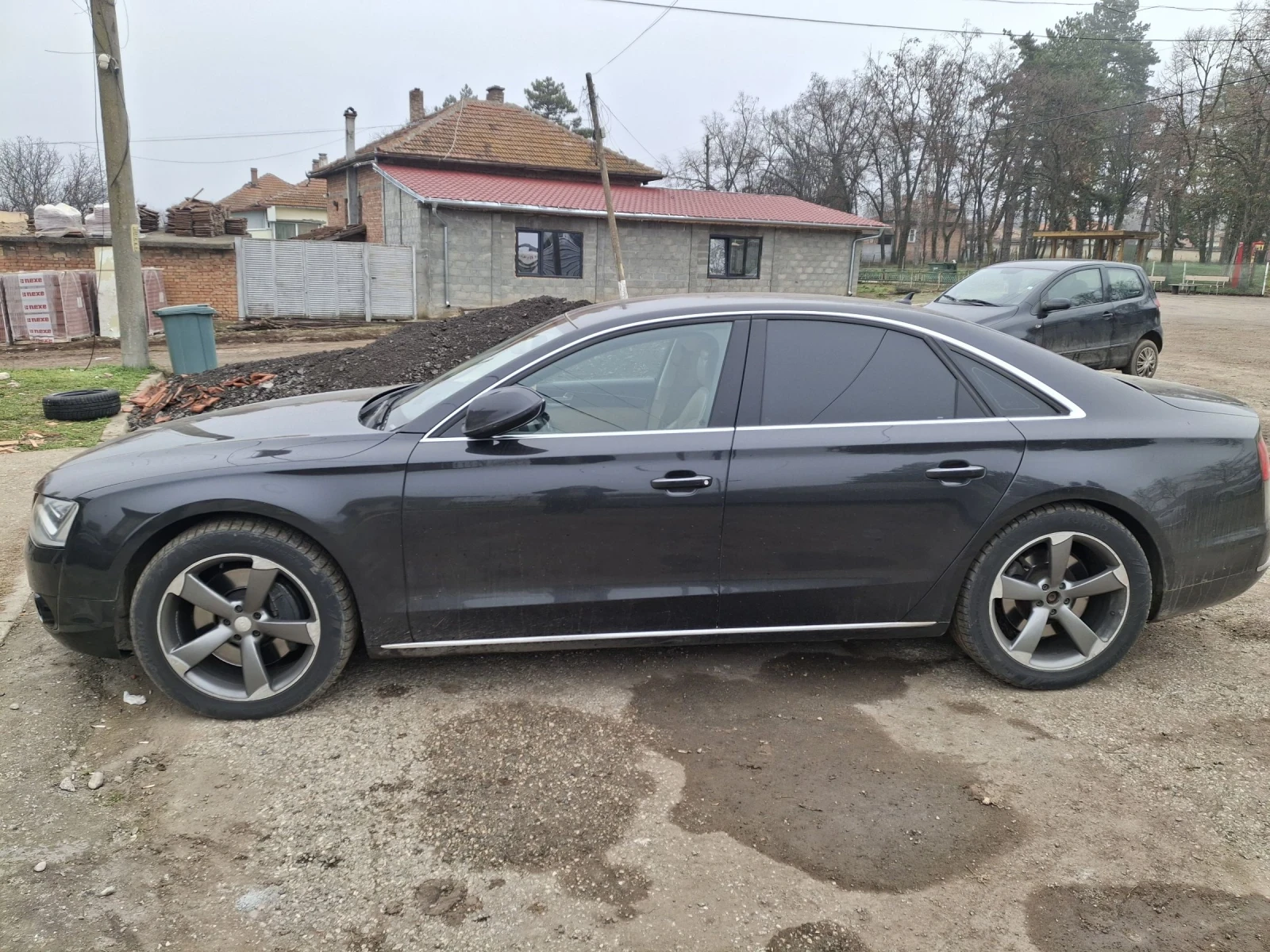 Audi A8 4.2 FSI - изображение 2