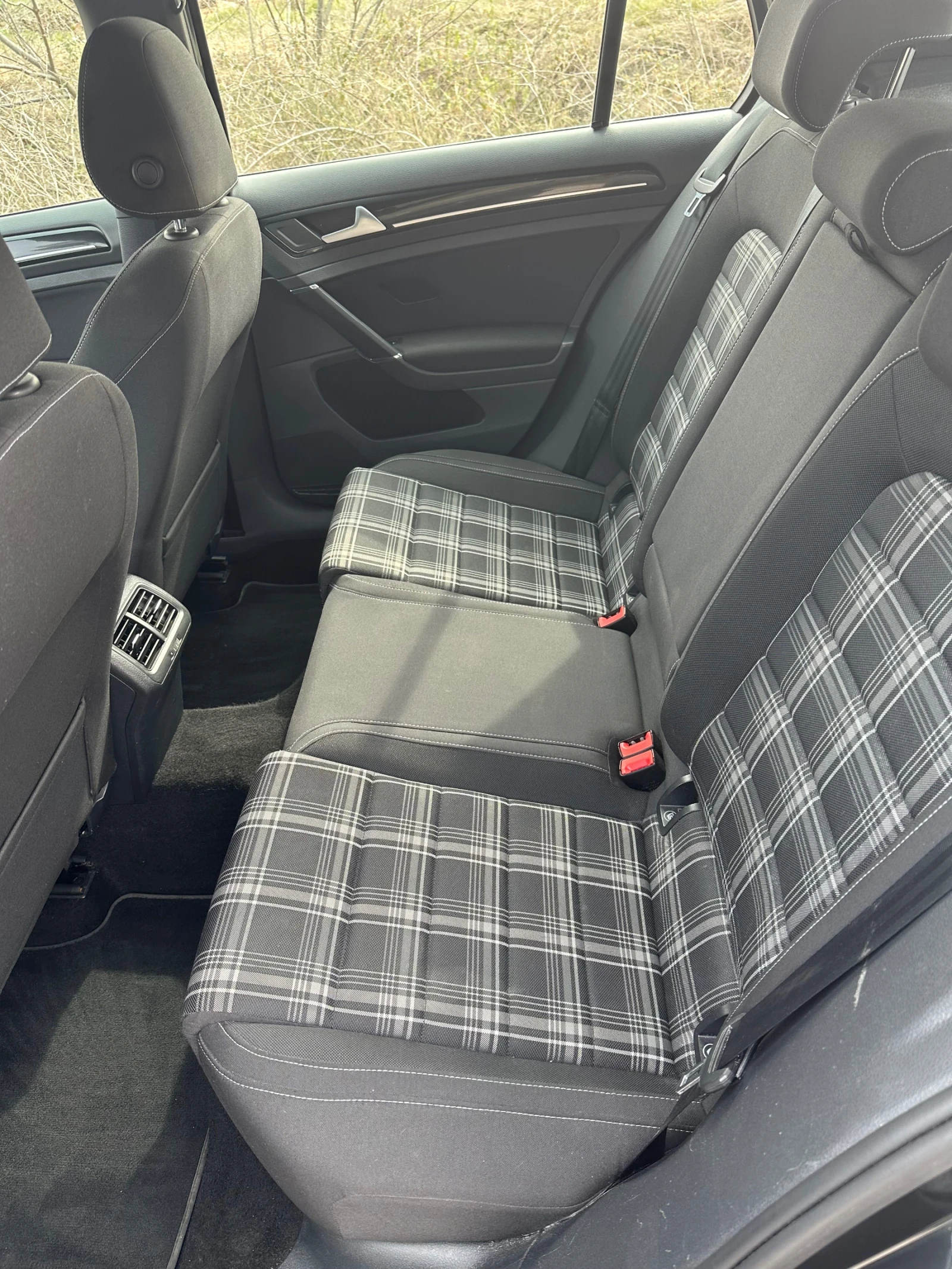 VW Golf, снимка 10 - Автомобили и джипове - 53953377