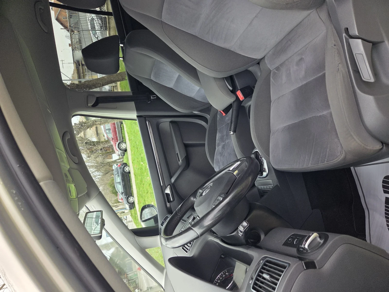 VW Touran  - изображение 10