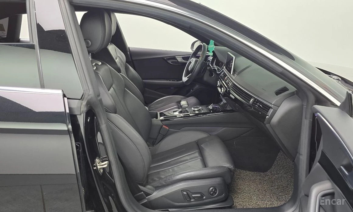 Audi A5 2.0T S-Line* DIGITAL* DISTRONIC* HEAD-UP* SUNROOF, снимка 7 - Автомобили и джипове - 53907446