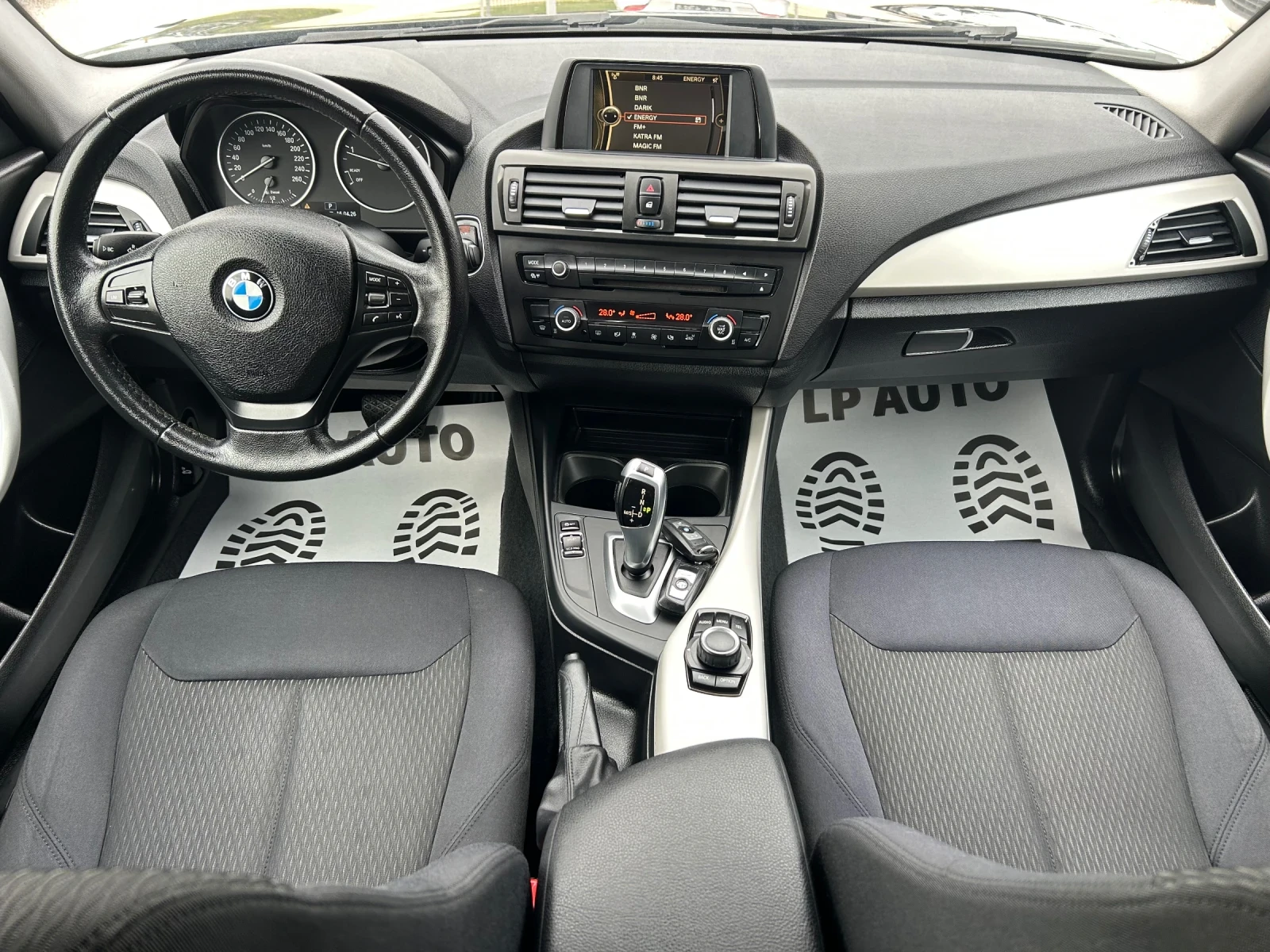 BMW 120 * 2.0D* 143к.с* AUTOMAT* NAVI* , снимка 11 - Автомобили и джипове - 54212757