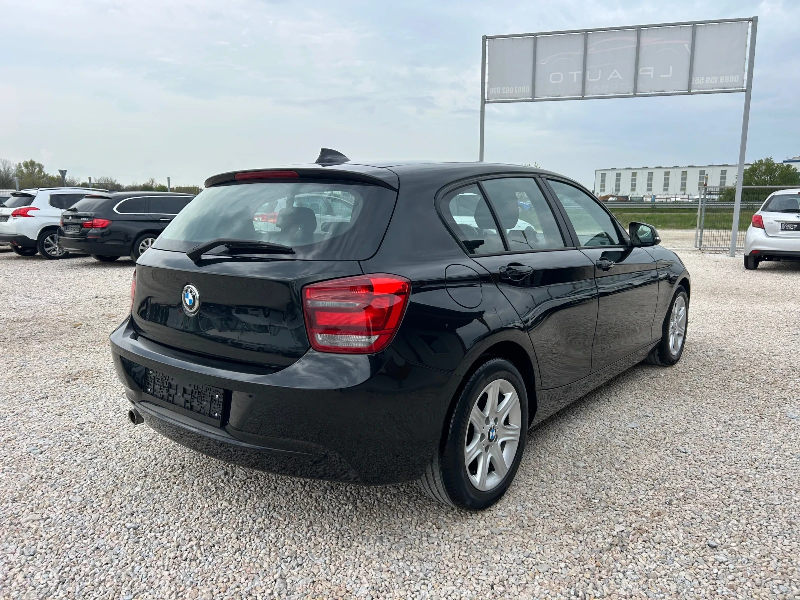BMW 120 * 2.0D* 143к.с* AUTOMAT* NAVI* , снимка 4 - Автомобили и джипове - 54212757