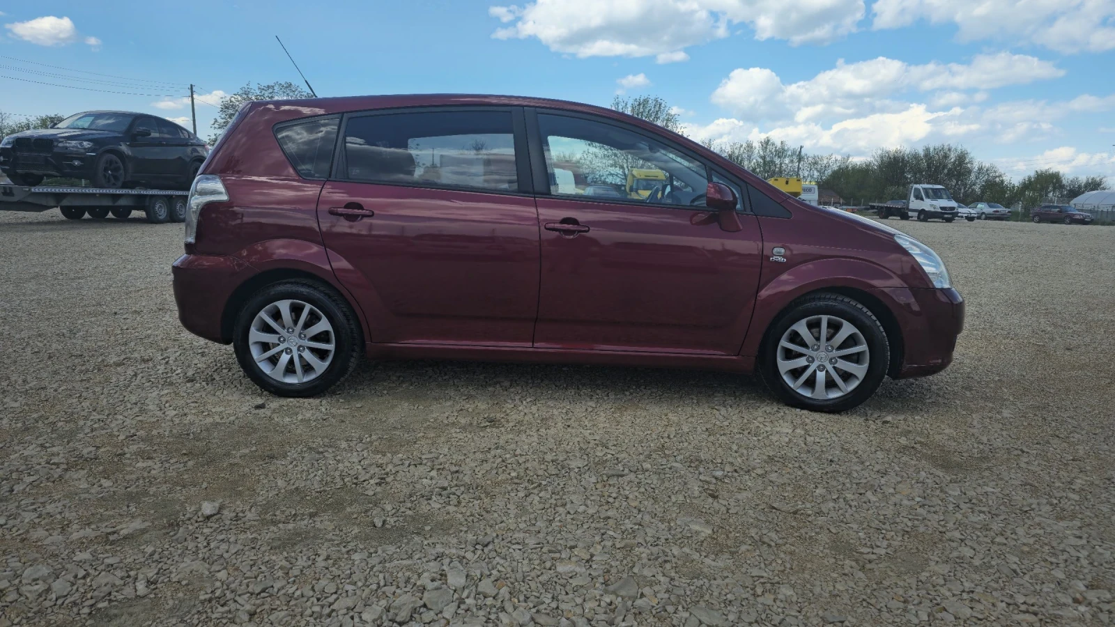 Toyota Corolla verso 2.0 D, снимка 4 - Автомобили и джипове - 54296393