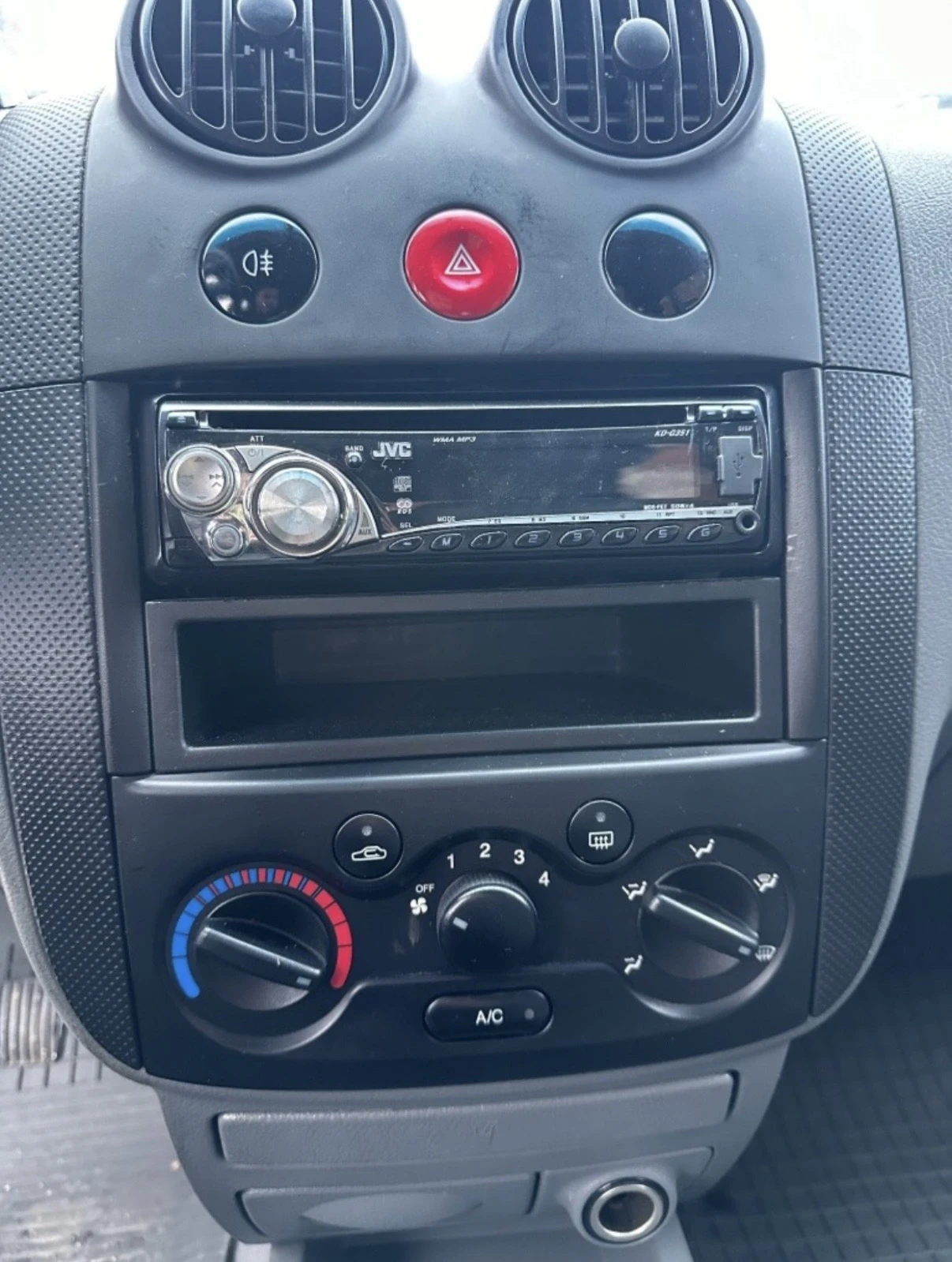 Chevrolet Kalos 1.2i, снимка 8 - Автомобили и джипове - 54623107