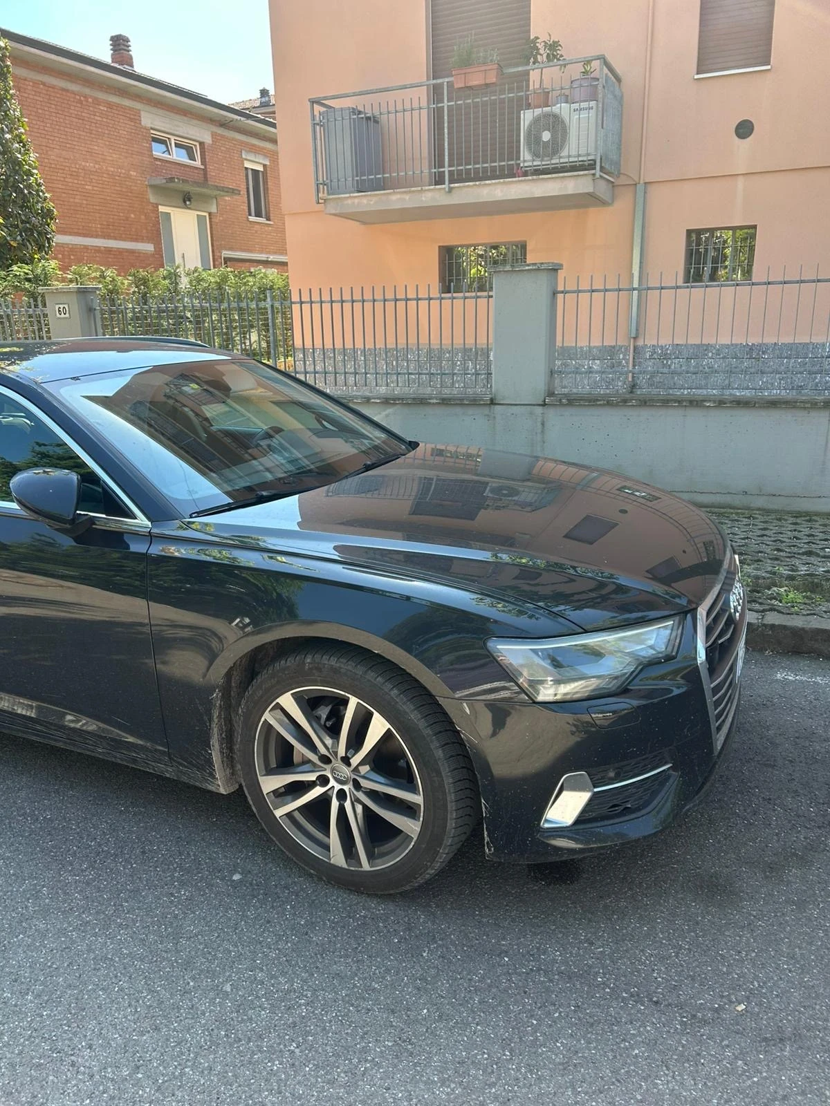 Audi A6 Avant 40 TDI S-tronic Business Sport, снимка 3 - Автомобили и джипове - 54773154