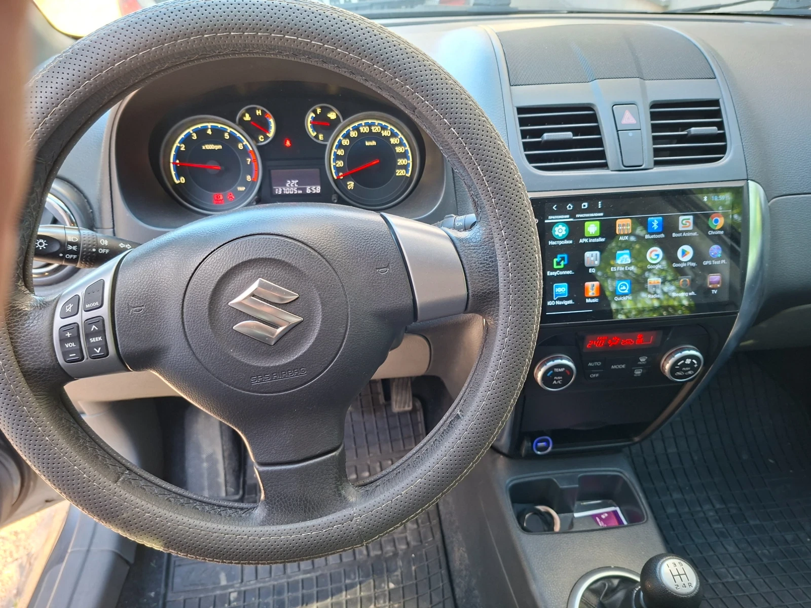 Suzuki SX4, снимка 8 - Автомобили и джипове - 54896013