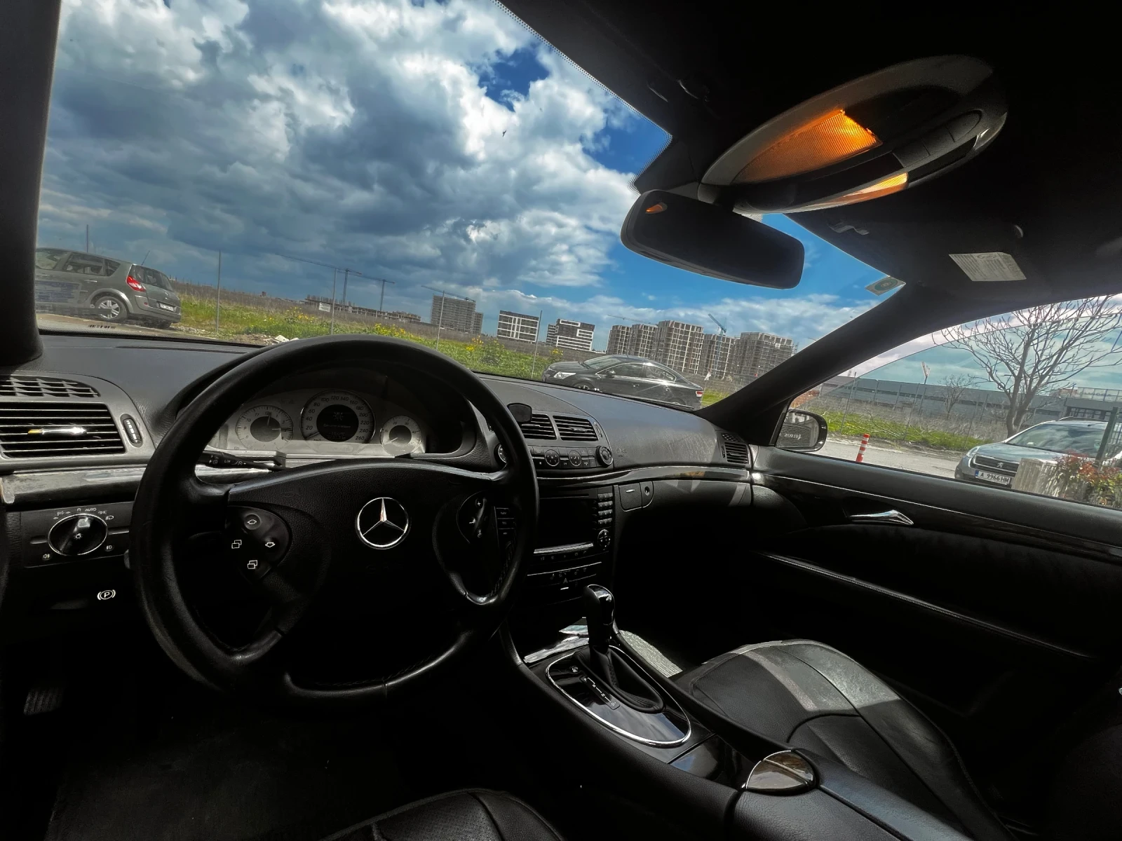 Mercedes-Benz E 280, снимка 9 - Автомобили и джипове - 54947477