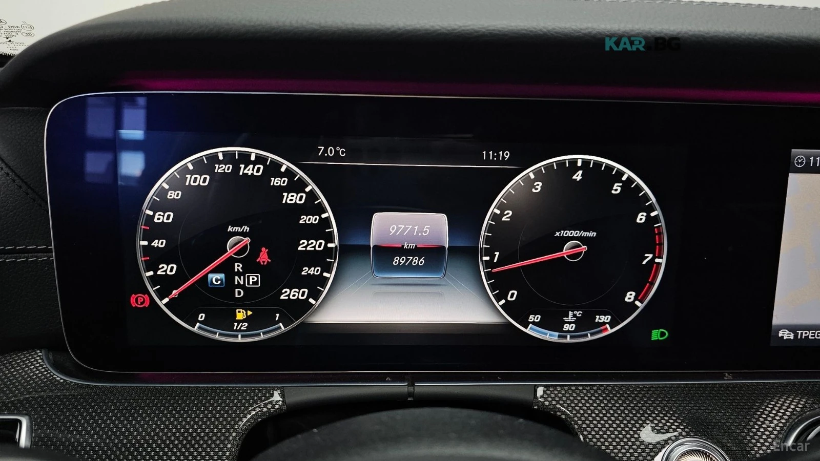 Mercedes-Benz E 300 4MATIC* AMG* 360* PANO* ����* �������*  | Mobile.bg � ����������� 8