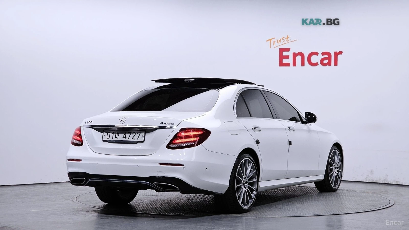 Mercedes-Benz E 300 4MATIC* AMG* 360* PANO* ����* �������*  | Mobile.bg � ����������� 2