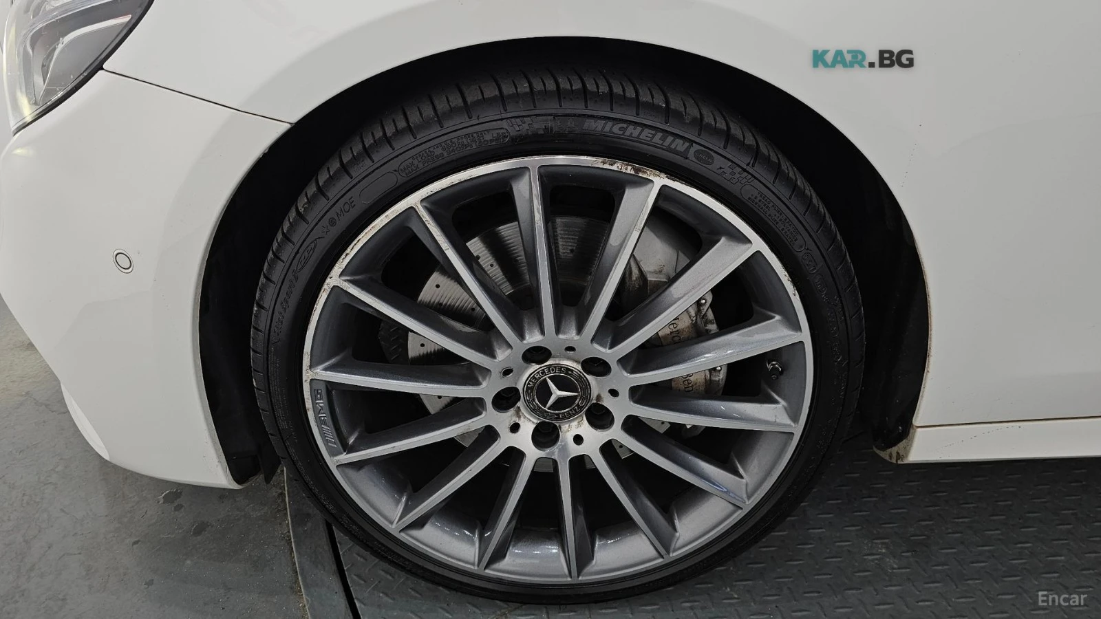Mercedes-Benz E 300 4MATIC* AMG* 360* PANO* ����* �������*  | Mobile.bg � ����������� 5
