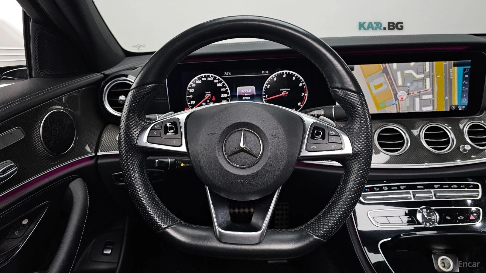 Mercedes-Benz E 300 4MATIC* AMG* 360* PANO* ����* �������*  | Mobile.bg � ����������� 13