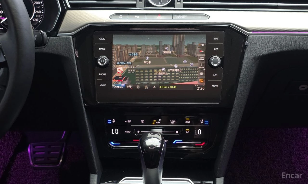 VW Arteon 2.0 TDI* PRESTIGE* МАСАЖ* 360* ОБДУХ* КРАЙНА ЦЕНА, снимка 12 - Автомобили и джипове - 55531006