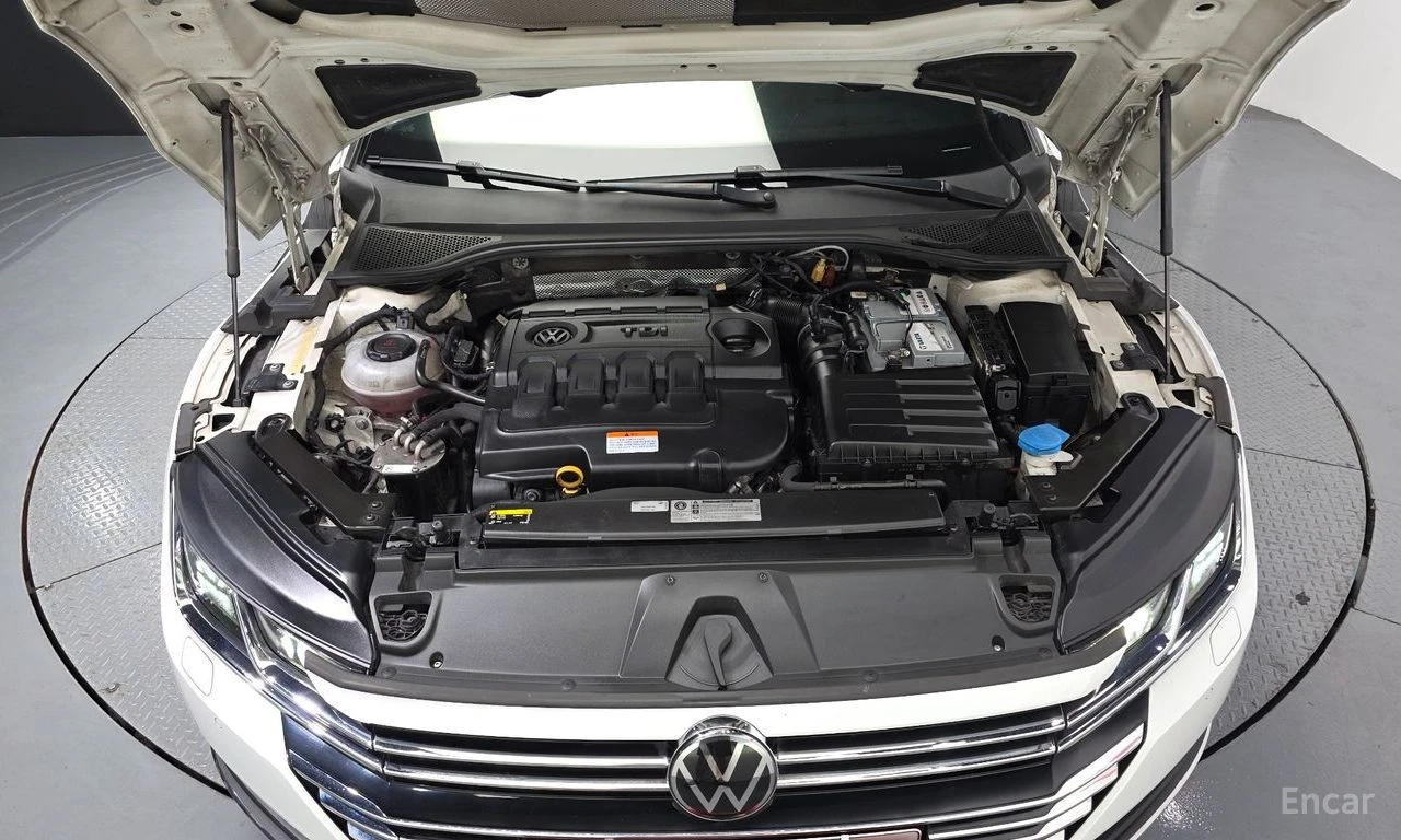 VW Arteon 2.0 TDI* PRESTIGE* МАСАЖ* 360* ОБДУХ* КРАЙНА ЦЕНА, снимка 6 - Автомобили и джипове - 55531006