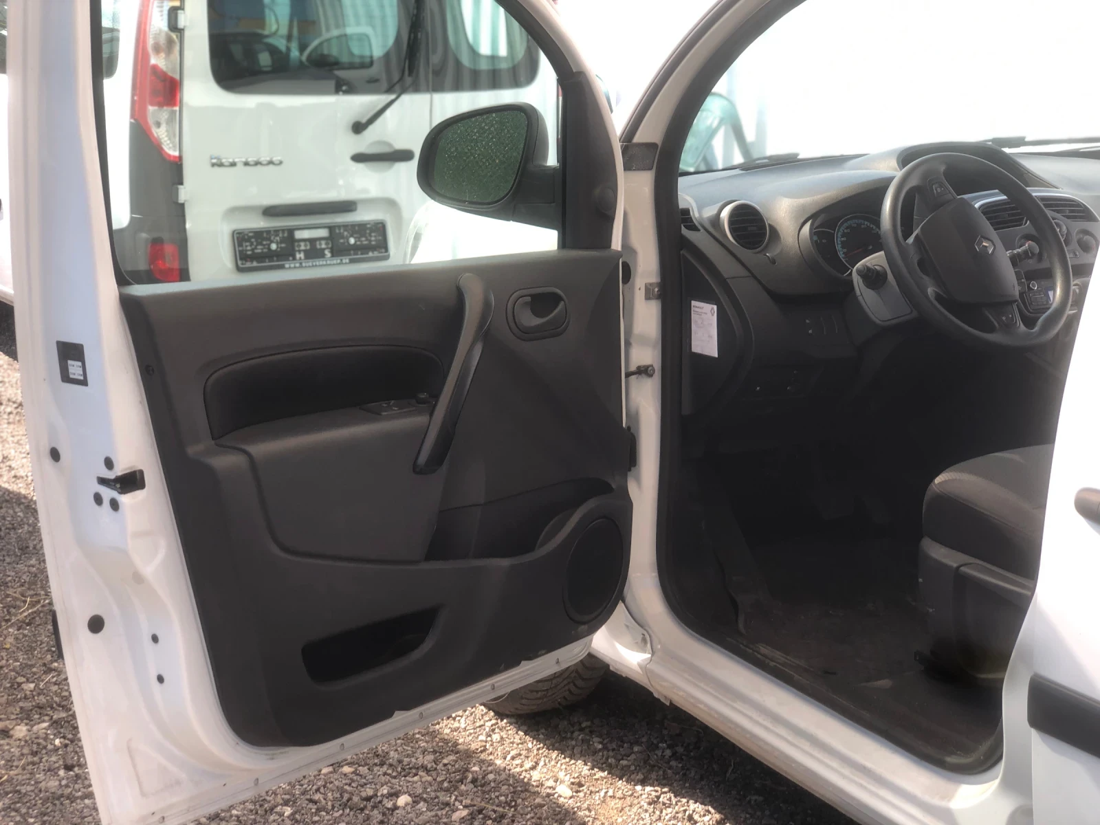 Renault Kangoo ZE Maxi, снимка 6 - Автомобили и джипове - 55612981
