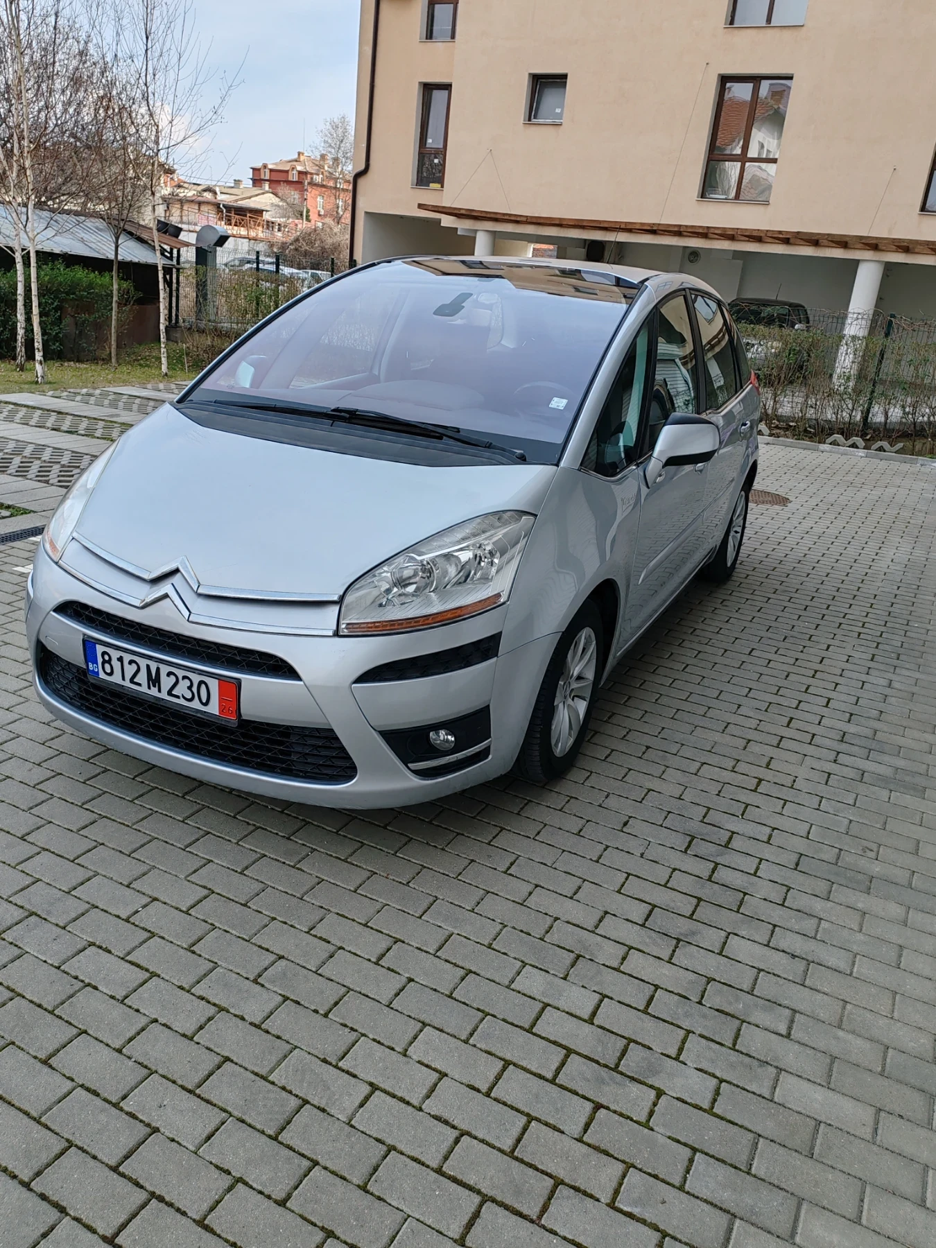 Citroen C4 Picasso, снимка 3 - Автомобили и джипове - 55827720