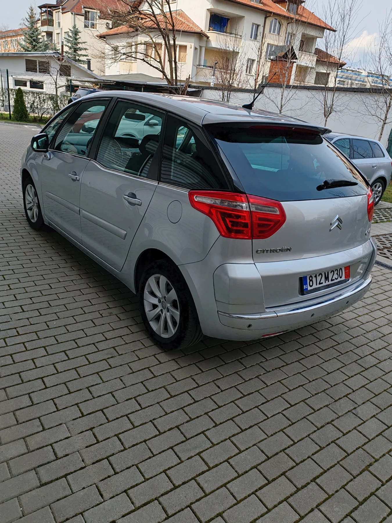 Citroen C4 Picasso, снимка 4 - Автомобили и джипове - 55827720