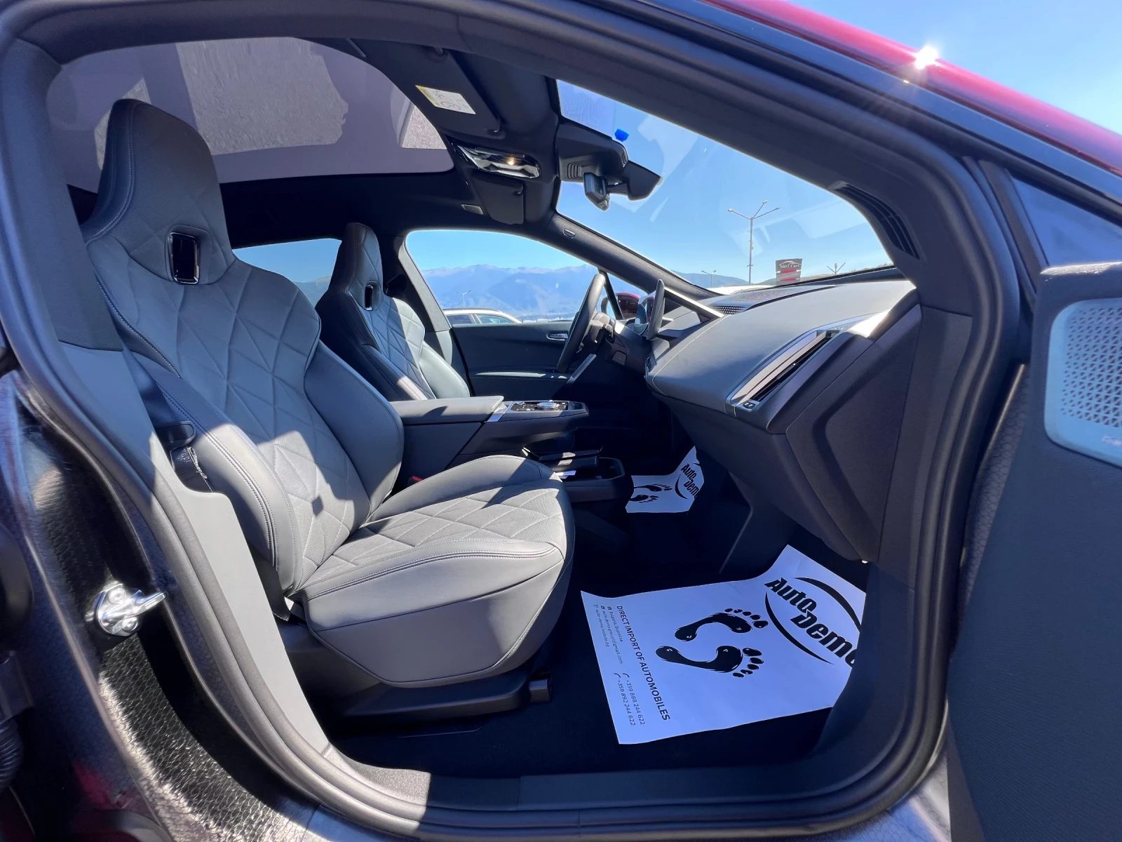 BMW iX X-Drive* 60* B&W* M Sport* Pro* , снимка 17 - Автомобили и джипове - 56071217