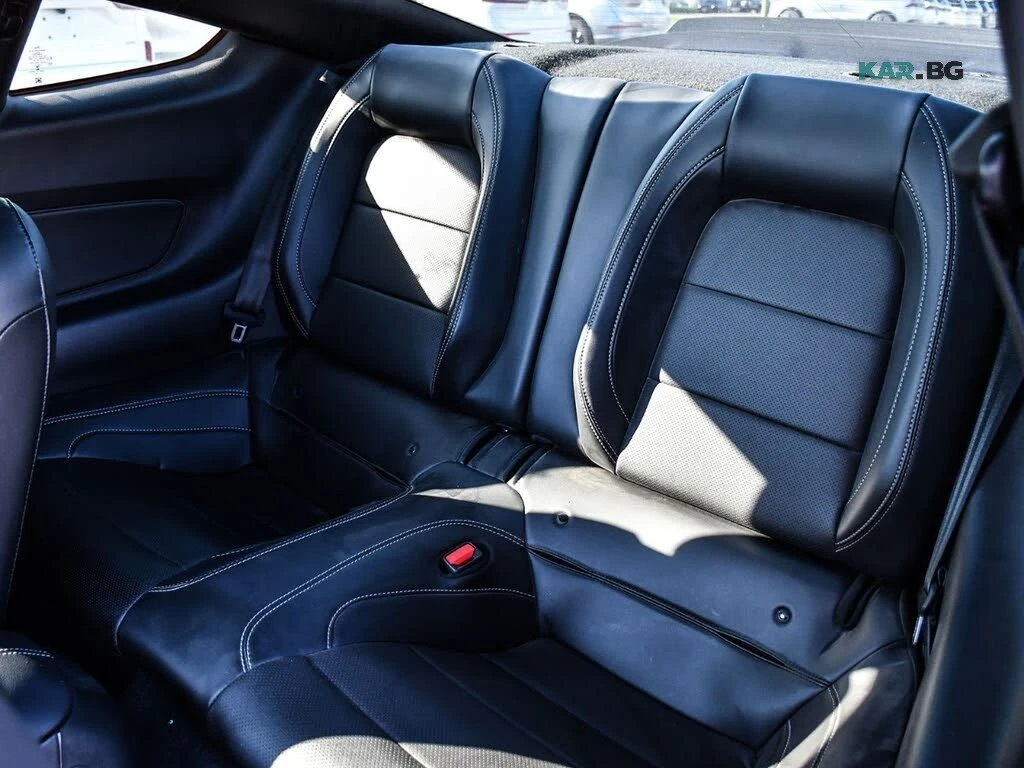 Ford Mustang Mustang Mach 1 Fastback * АвтоКредит * (ЦЕНА ДО БГ, снимка 13 - Автомобили и джипове - 56154117