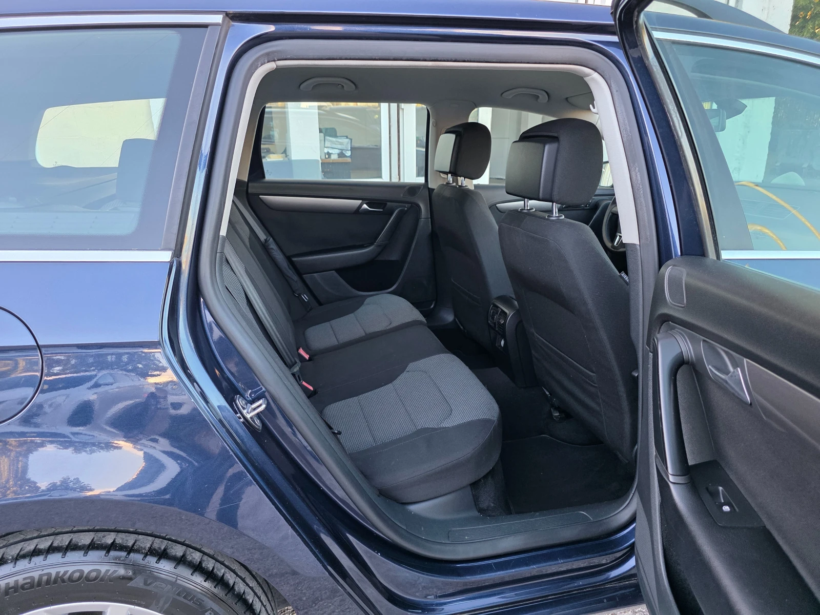VW Passat 2.0TDI COMMON RAIL TOP, снимка 12 - Автомобили и джипове - 56216707