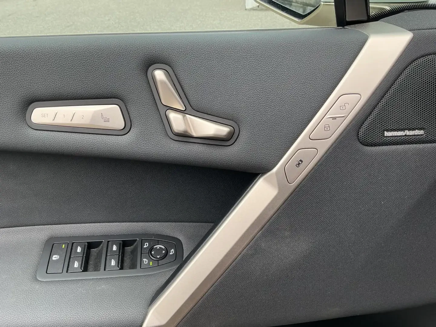 BMW iX 50* PREMIUM* SPORT* HARMON* KARDON* ��������*  | Mobile.bg � ����������� 7