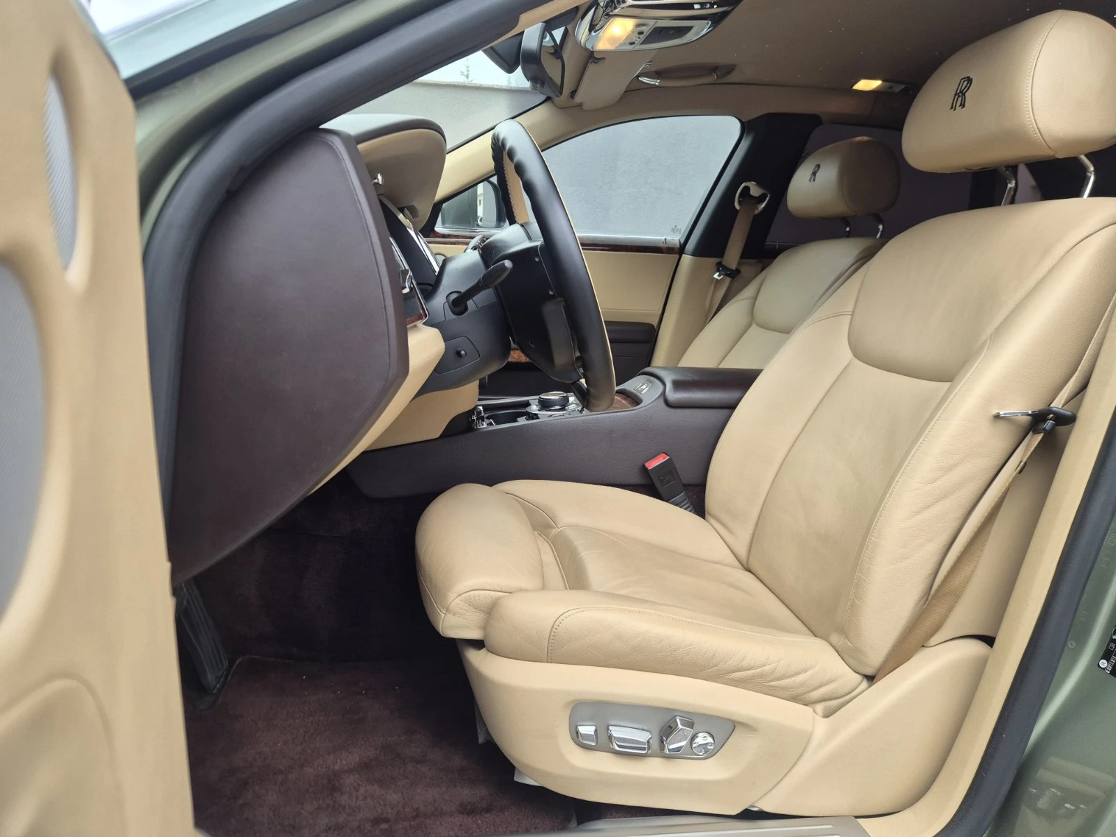 Rolls-Royce Ghost FACELIFT 6.6 V12, снимка 9 - Автомобили и джипове - 56565670