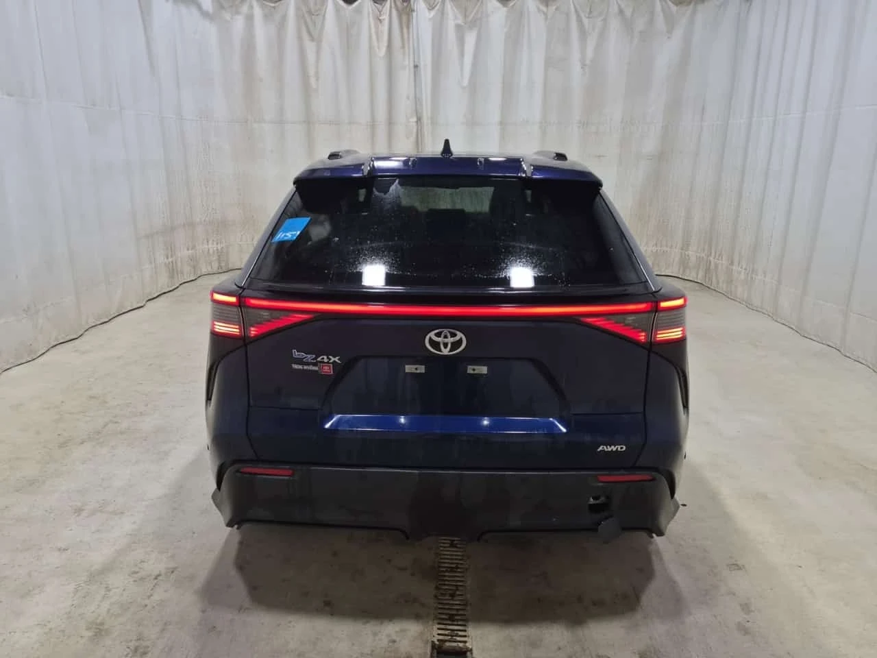 Toyota bZ4X * Awd Xle * ���������� ��� ������������ ������*  | Mobile.bg � ����������� 17