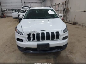 Jeep Cherokee 2.4l High Altitude 4X4, снимка 12