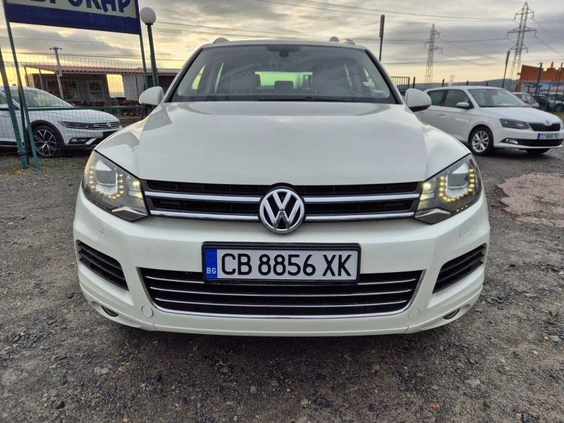 VW Touareg 3.0TDI , снимка 8 - Автомобили и джипове - 48315510