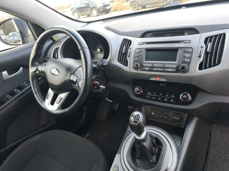 Kia Sportage 1.6i BRC FACE FULL SERVICE NEW !!!!, снимка 9 - Автомобили и джипове - 48445936