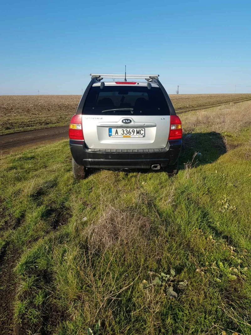 Kia Sportage 2.0 бензин , снимка 5 - Автомобили и джипове - 51490600