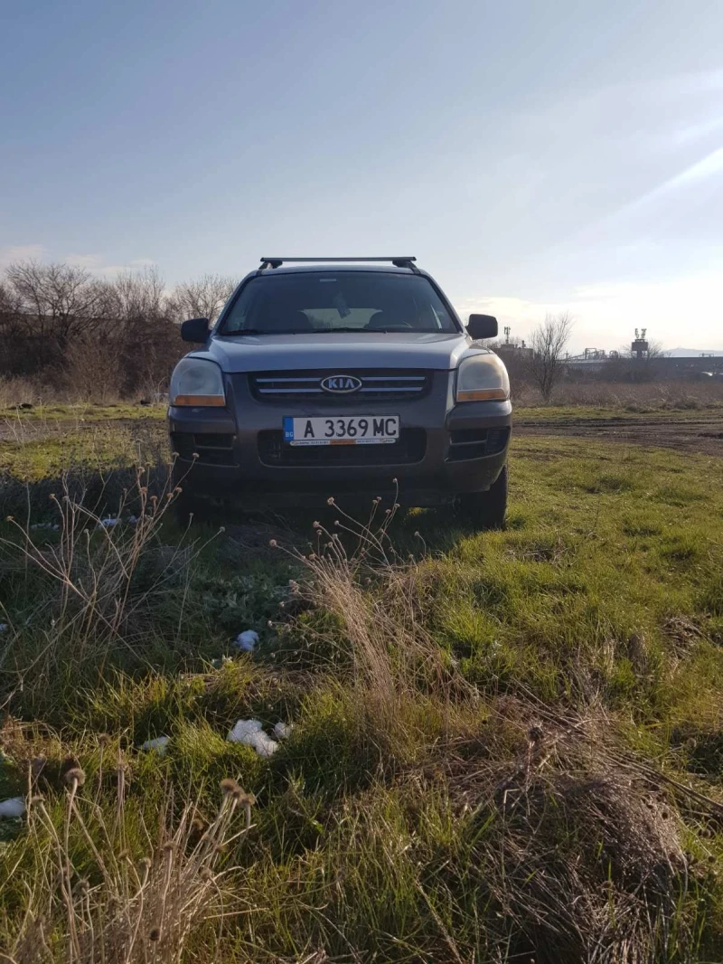 Kia Sportage 2.0 бензин , снимка 2 - Автомобили и джипове - 51490600
