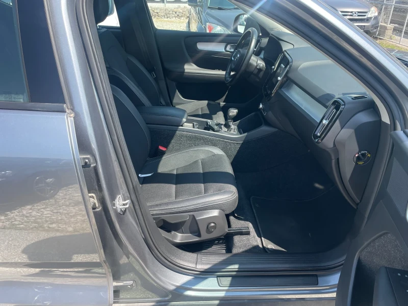 Volvo XC40 Navi TOP, снимка 14 - Автомобили и джипове - 50727684