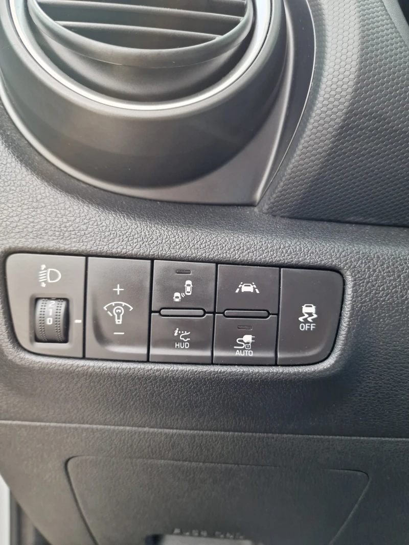 Hyundai Kona BLACK FRIDAY, снимка 13 - Автомобили и джипове - 51998222