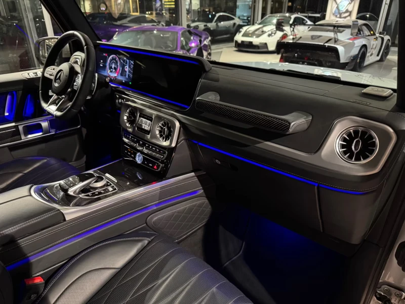 Mercedes-Benz G 63 AMG PERFORMANCE/585HP/EXCLUSIVE/MASSAGE/BURM/360/580g, снимка 12 - Автомобили и джипове - 52388332