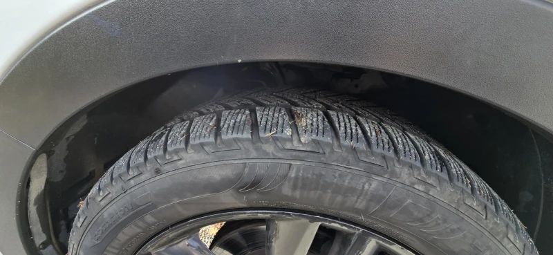 Hyundai Santa fe 2.2 CRDI 4x4 Premium, снимка 17 - Автомобили и джипове - 52679136