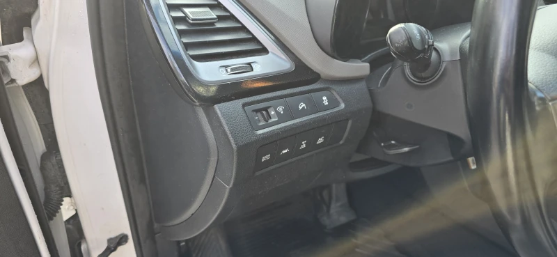 Hyundai Santa fe 2.2 CRDI 4x4 Premium, снимка 6 - Автомобили и джипове - 52679136