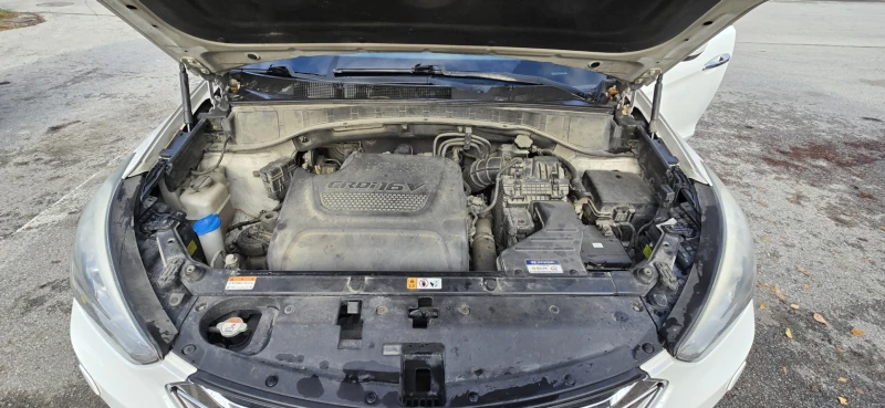 Hyundai Santa fe 2.2 CRDI 4x4 Premium, снимка 16 - Автомобили и джипове - 52679136