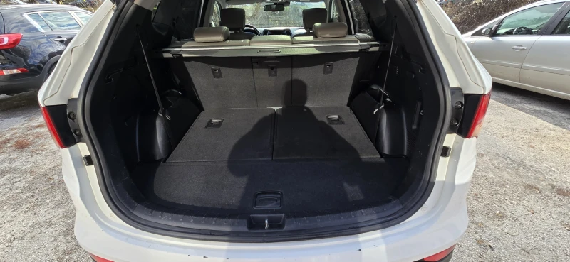 Hyundai Santa fe 2.2 CRDI 4x4 Premium, снимка 15 - Автомобили и джипове - 52679136
