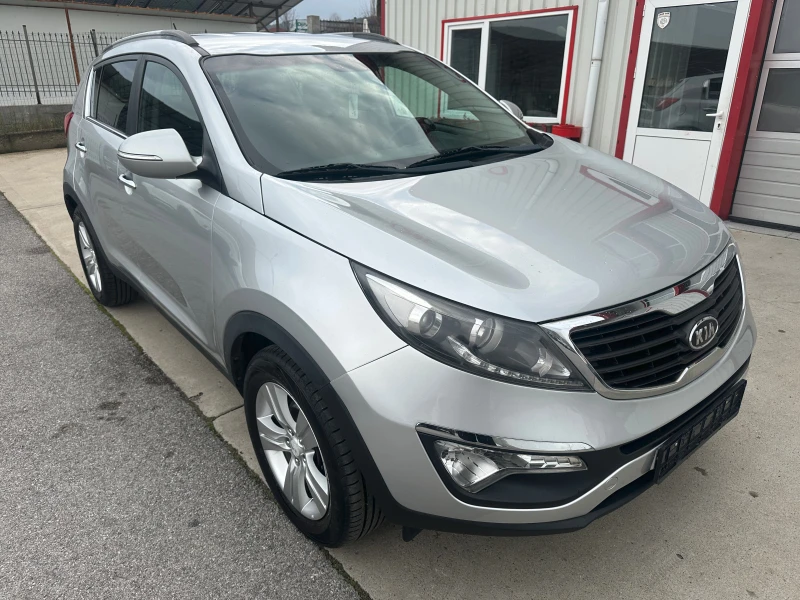 Kia Sportage 1.6i 135ps, снимка 8 - Автомобили и джипове - 52726482