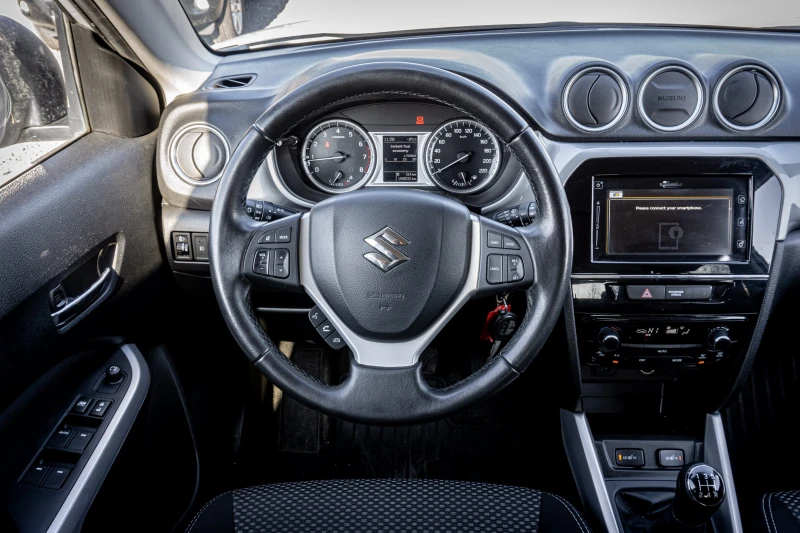Suzuki Vitara 1.6 бензин КАТО НОВА! ТОП! С ГАРАНЦИЯ!, снимка 9 - Автомобили и джипове - 53164580