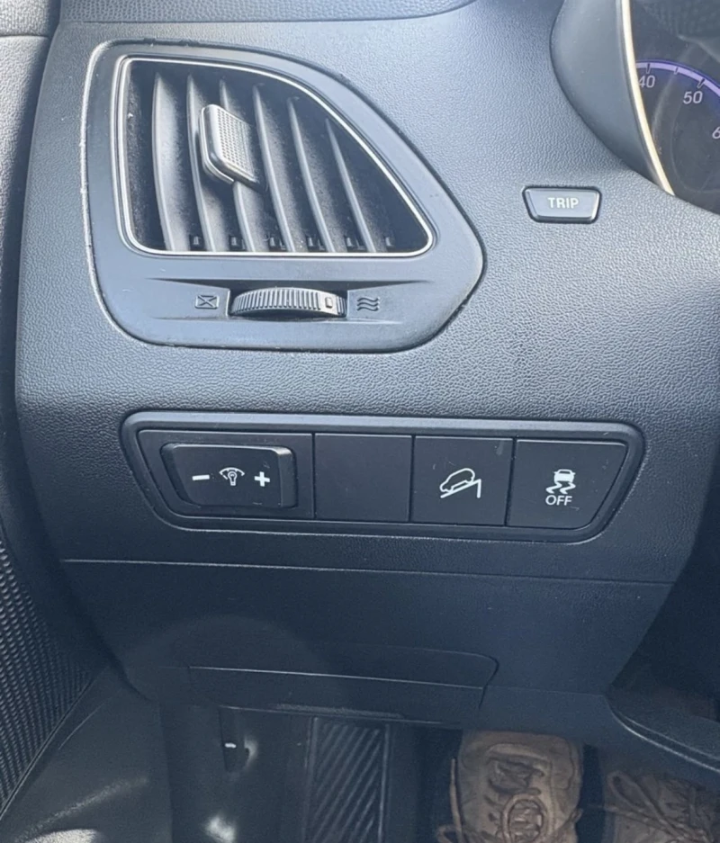 Hyundai IX35 2.0 Бензин внос Германия, снимка 16 - Автомобили и джипове - 53208072