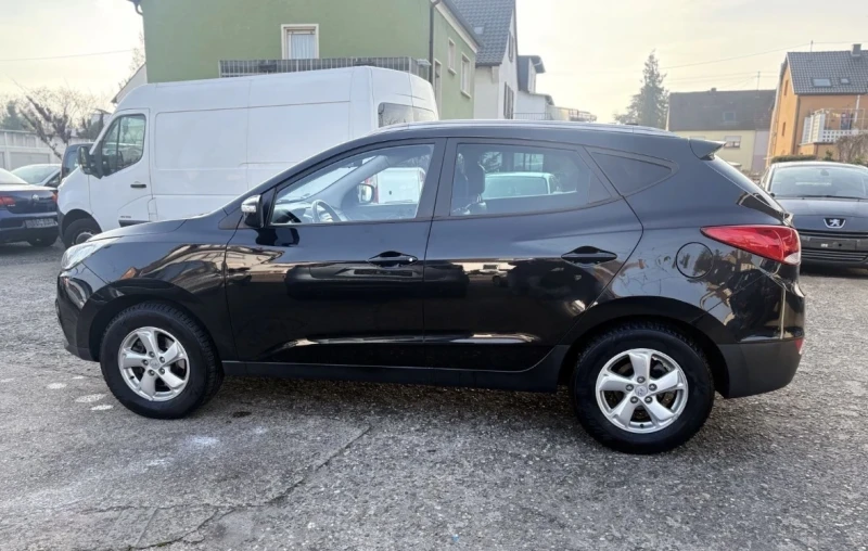 Hyundai IX35 2.0 Бензин внос Германия, снимка 9 - Автомобили и джипове - 53208072